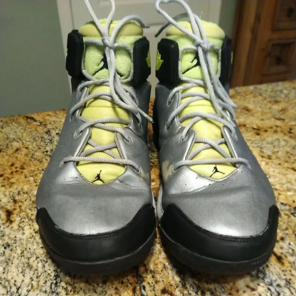 Nike Air Jordan Melo 1.5 Men Sz 10.5 - Wolf Gray Volt 631310-013 Carmelo Anthony